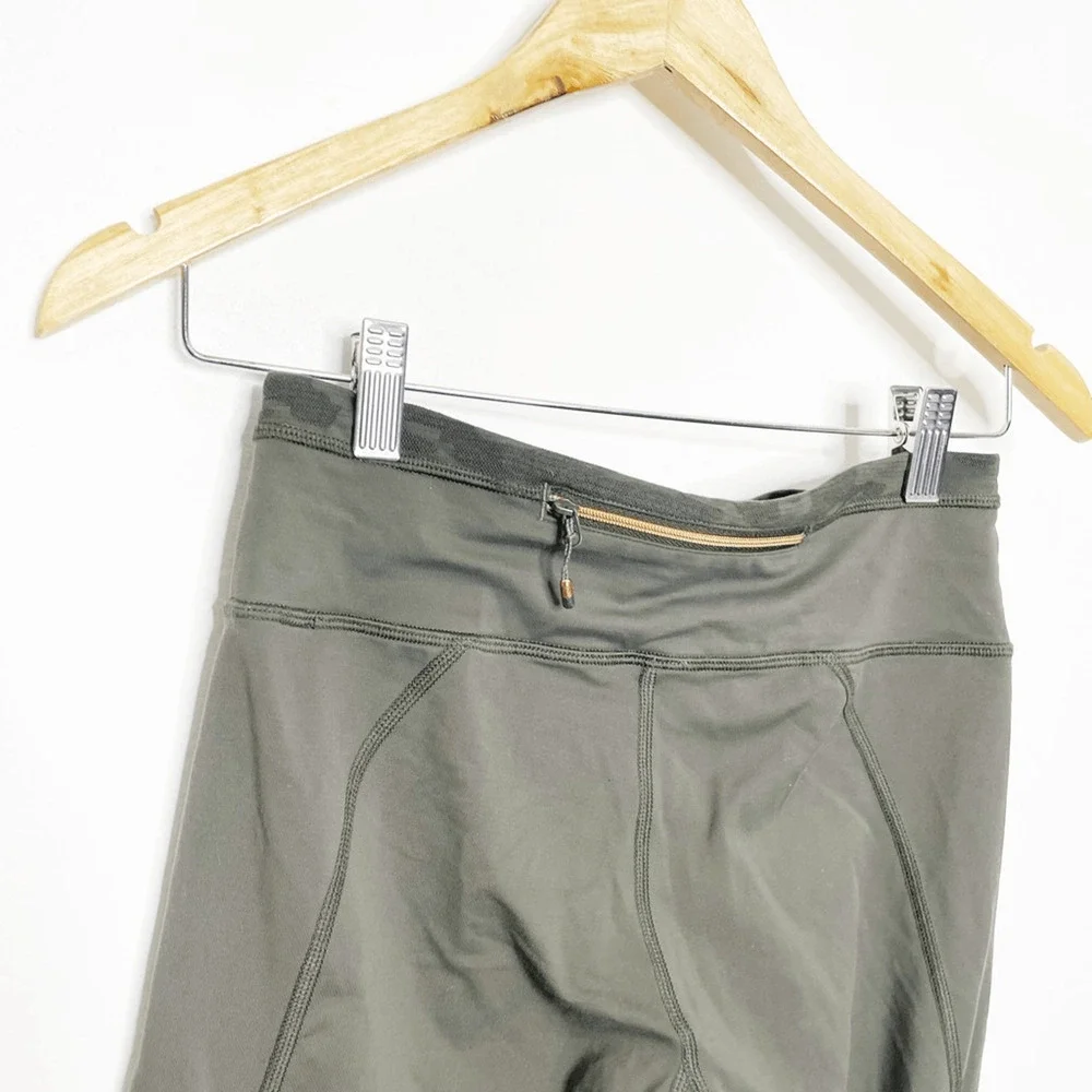 Lululemon Run For Days Crop Deep Camo green womens 4